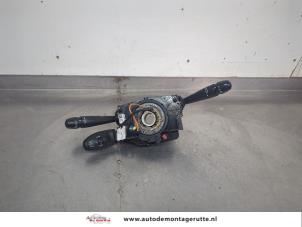 O206786 Gebruikte licht + raw schakelaar Peugeot 208