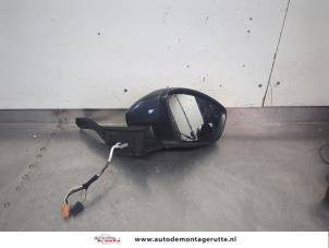 O206807 Gebruikte spiegel buiten rechts Peugeot 208
