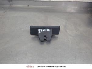 O206822 Gebruikte slotmechaniek achterklep Chevrolet Aveo