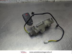 O206830 Gebruikte cilinderslot portier links Volvo V40