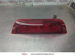 O206844 Gebruikte extra remlicht midden Nissan Micra