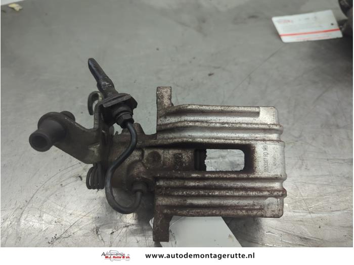 Gebruikte Remklauw (Tang) links-achter Volkswagen Golf O206898