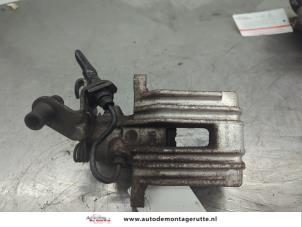 O206898 Gebruikte remklauw (tang) links-achter Volkswagen Golf