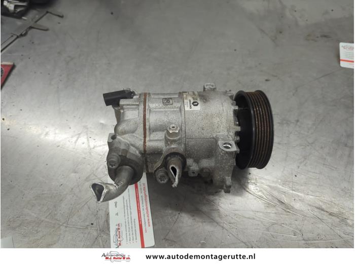 Gebruikte Pomp Airco Volkswagen Golf O206908