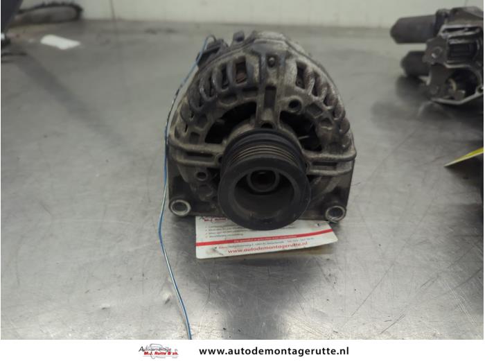 Gebruikte Dynamo Opel Meriva O206930