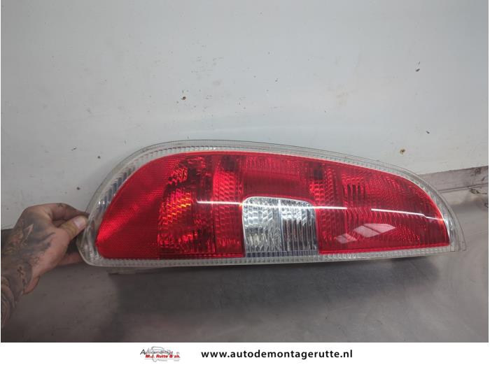 Gebruikte Achterlicht links Skoda Roomster O206945