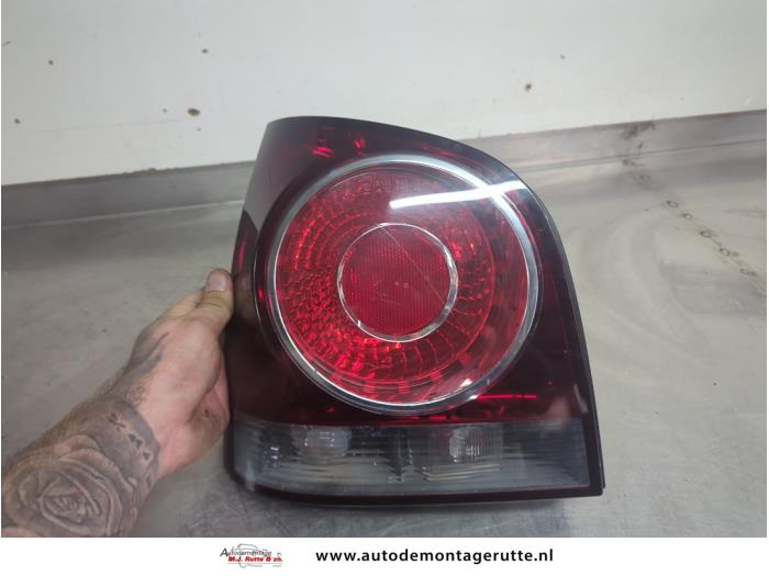 Gebruikte Achterlicht links Volkswagen Polo O206946