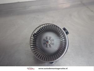 O206974 Gebruikte chaufage ventilatiemotor Mitsubishi Grandis
