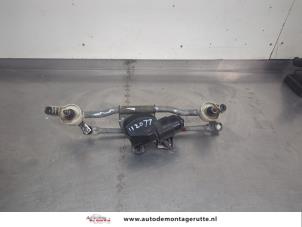 O206998 Gebruikte ruitenwismotor+mechaniek Opel Agila