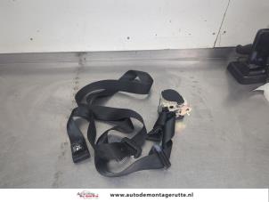O207000 Gebruikte veiligheidsgordel links-voor Renault Twingo
