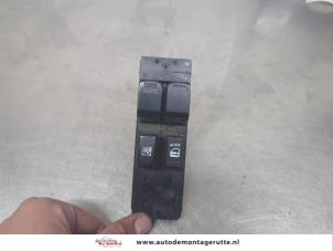 O207006 Gebruikte schakelblok ruiten Opel Agila