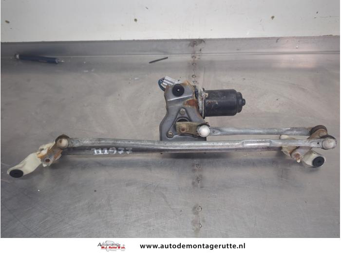 Gebruikte Ruitenwismotor+Mechaniek Suzuki Swift O207011