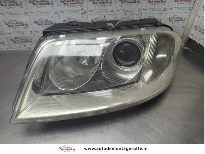 Gebruikte Koplamp links Volkswagen Passat O207026