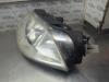 Gebruikte Koplamp links Volkswagen Passat O207026