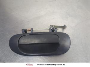 O207033 Gebruikte portiergreep 4deurs links-achter Mitsubishi Space Star