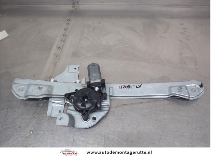 Gebruikte Raammechaniek 4Deurs links-voor Citroen C3 O207069