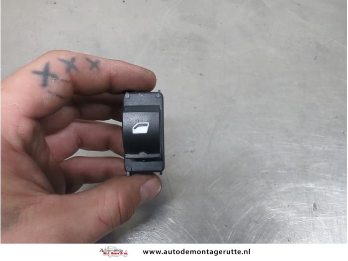 Gebruikte Elektrisch Raam Schakelaar Citroen C3 O207073