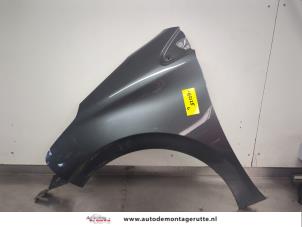 O207104 Gebruikte scherm links-voor Peugeot 208