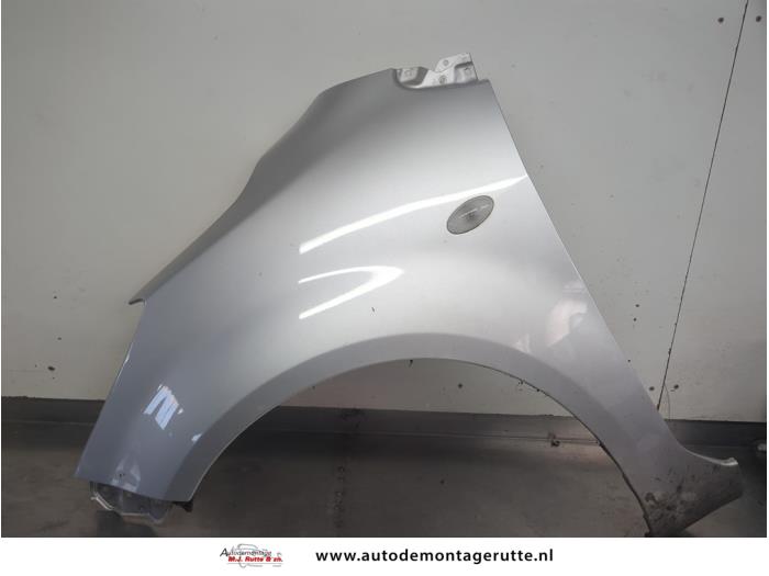 Gebruikte Spatbord links-voor Opel Agila O207108