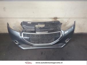 O207117 Gebruikte bumper voor Peugeot 208