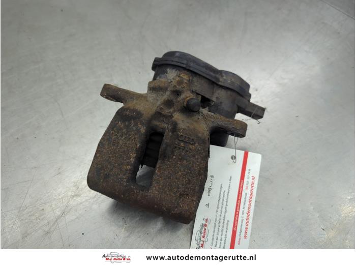 Gebruikte Remklauw (Tang) links-achter Audi A4 O207124