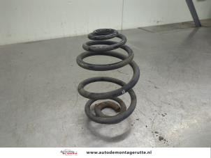 O207142 Gebruikte veerschroef achter Opel Corsa