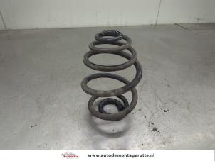 O207143 Gebruikte veerschroef achter Opel Corsa