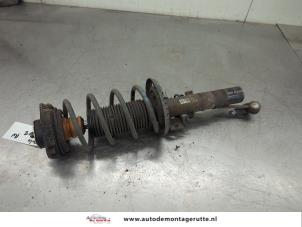 O207145 Gebruikte voorpoot rechts Volkswagen Polo