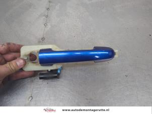 O207160 Gebruikte portiergreep 4deurs links-voor Hyundai I20