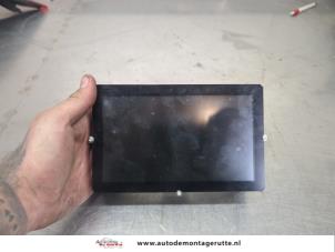 O207217 Gebruikte display interieur Nissan Qashqai