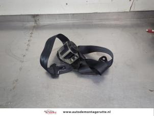 O207240 Gebruikte veiligheidsgordel rechts-achter Nissan Qashqai