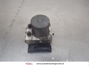 O207260 Gebruikte abs pomp Nissan Qashqai