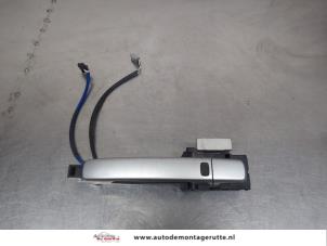 O207272 Gebruikte portiergreep 4deurs rechts-voor Nissan Qashqai