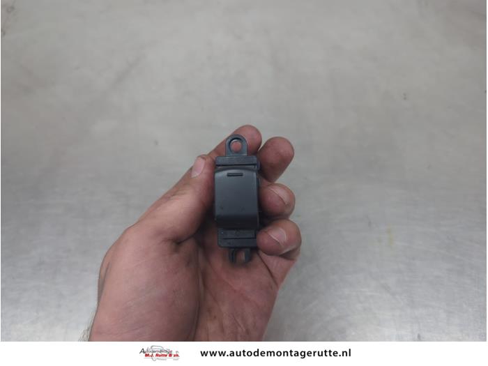 Gebruikte Elektrisch Raam Schakelaar Nissan Qashqai O207278