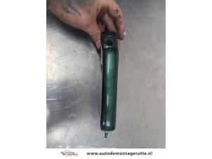 O207283 Gebruikte portiergreep 2deurs links Volkswagen Golf