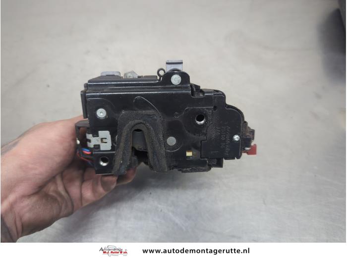 Gebruikte Deurslot Mechaniek 4Deurs links-achter Skoda Roomster O207325