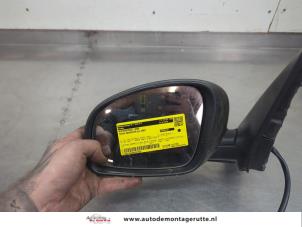 O207320 Gebruikte spiegel buiten links Skoda Roomster