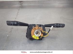 O207312 Gebruikte stuurkolomschakelaar Peugeot Bipper