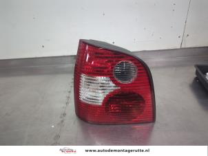 O207317 Gebruikte achterlicht links Volkswagen Polo
