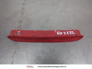 O207374 Gebruikte extra remlicht midden Volkswagen Golf