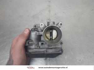 O207394 Gebruikte gasklephuis Renault Twingo