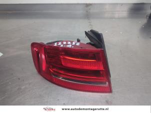 O207456 Gebruikte achterlicht links Audi A4