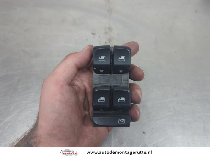Gebruikte Schakelblok ruiten Audi A4 O207463