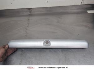 O207478 Gebruikte achterklep handgreep Suzuki Ignis