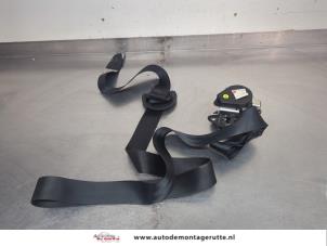 O207508 Gebruikte veiligheidsgordel rechts-voor Volkswagen Golf