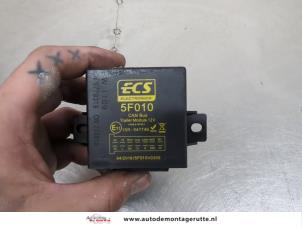 O207512 Gebruikte module trekhaak Volkswagen Golf