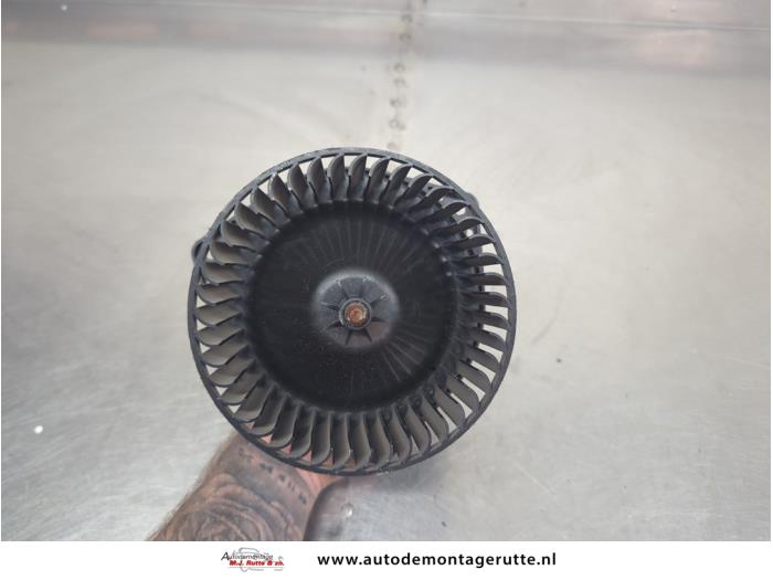 Gebruikte Kachel Ventilatiemotor Opel Agila O207519