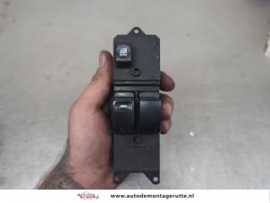 O207520 Gebruikte combischakelaar ramen Mitsubishi Colt