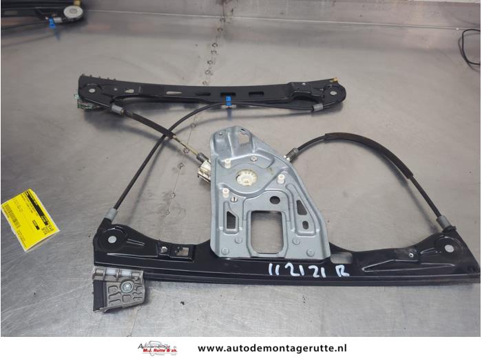 Gebruikte Ruitmechaniek 2Deurs rechts-voor Mercedes C-Klasse O207529