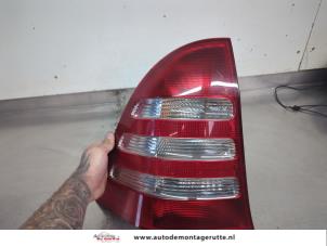 O207534 Gebruikte achterlicht links Mercedes C-Klasse